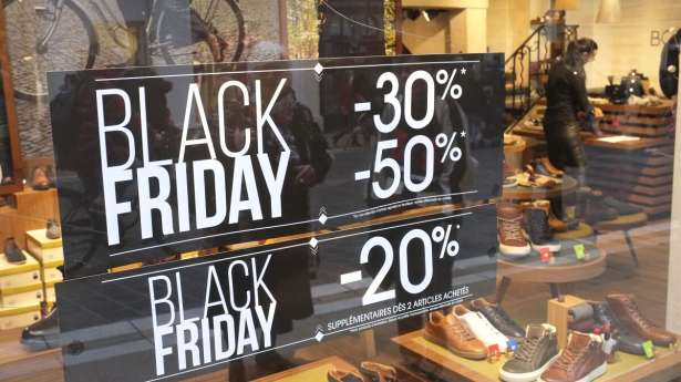 'Black friday' யும் பிரஞ்சு மக்களும், இளையோரும். 